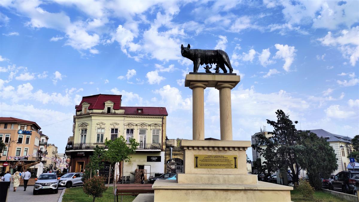 Капітолійська вовчиця в Констанці / фото Марина Григоренко Капітолійська вовчиця в Констанці / фото Марина Григоренко
