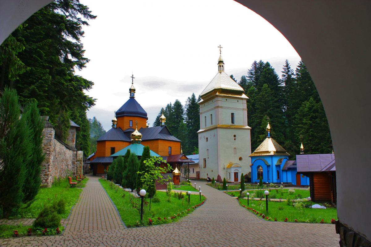 Яке сьогодні церковне свято 24 вересня 2025 року Яке сьогодні церковне свято 24 вересня 2025 року