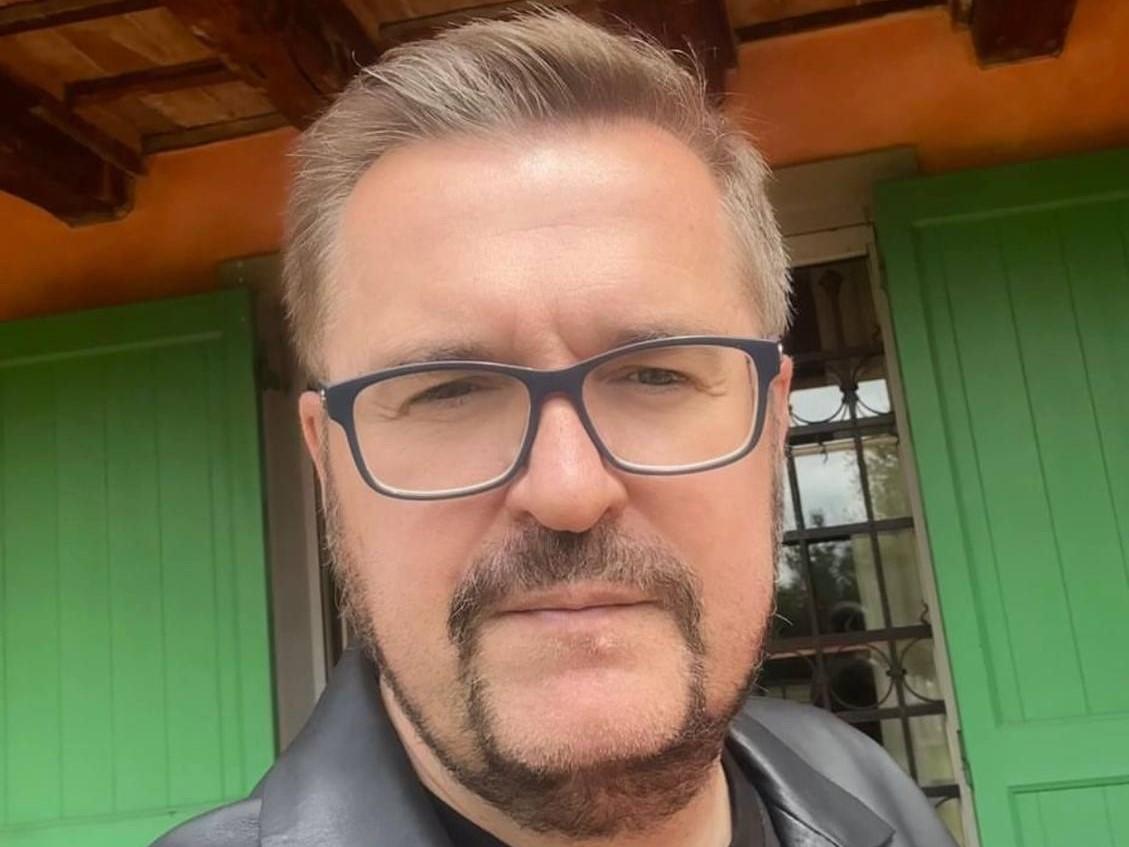 Олександр Пономарьов згадав про покійну матір / фото інстаграм Олександра Пономарьова Олександр Пономарьов згадав про покійну матір / фото інстаграм Олександра Пономарьова