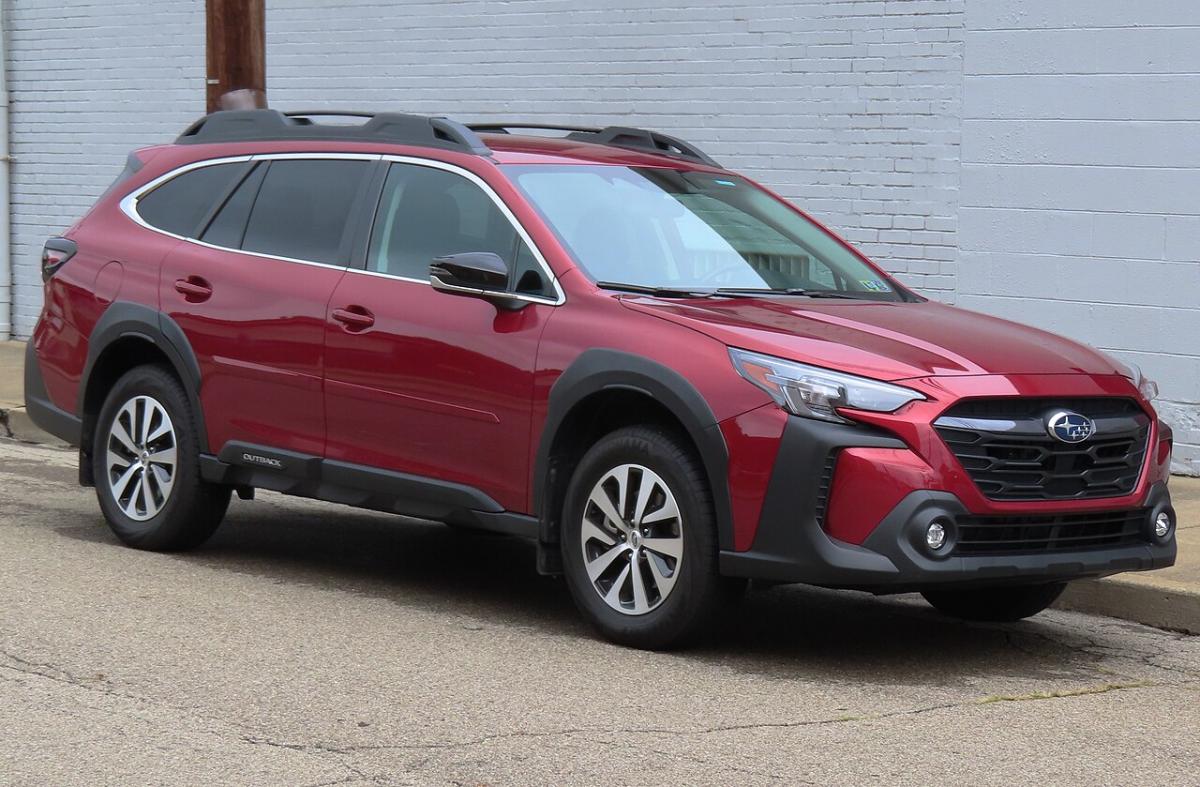 Subaru Outback / фото Википедия Subaru Outback / фото Википедия