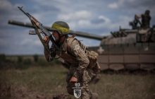 Оккупанты наращивают силы для наступления в Запорожской области, - военный эксперт