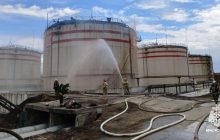 "Хлопки", столб дыма, жертвы: в сети сообщили о серьезном инциденте на НПЗ в России (фото)