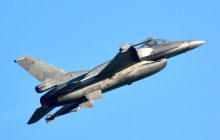 СМИ опубликовали фото истребителя F-16, снятое, вероятно, уже в Украине