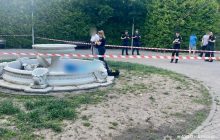 Рухнул фонтан: в Одессе во время игры трагически погиб подросток (фото)