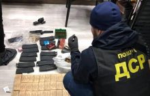 Більше 30 років труїли українців наркотиками: що відомо про викриття найбільшого наркокартелю з Кривого Рогу