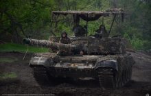 Россияне штурмуют, пытаясь вытеснить ВСУ: названо самое "горячее" направление