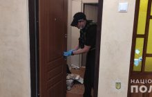 У Вінниці чоловік застрелив дружину та поранив її подругу, а потім вчинив самогубство