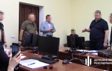 Суд вирішив не арештовувати полковника, який змушував бійців будувати маєток на Одещині
