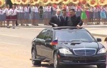 Ким прокатил Путина на контрабандном потрепанном Mercedes