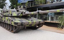 Немцы представили "Пантеру" со сверхмощной 130-мм пушкой и безэкипажной башней