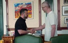 Зеленский встретился с освобожденным из плена Джелялом: о чем говорили