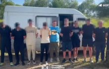 "Подорож" за 12 тисяч: на кордоні з Угорщиною зупинили автобус з ухилянтами