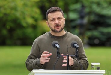 Зеленський: Заморожений конфлікт - це повільна війна, яка спалахне знову