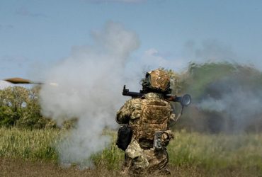Армія РФ просувається поблизу головної лінії оборони у Часовому Яру, - Волошин
