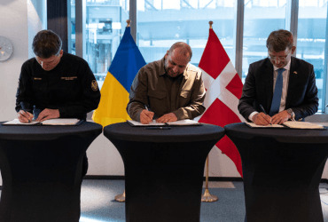 Україна підписала з Данією історичний меморандум щодо зброї (фото)
