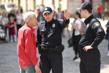Чи можна знімати ТЦК і поліцію на відео під час війни: що каже закон