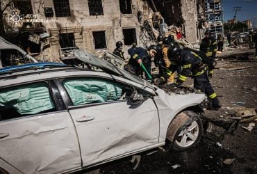 Российские оккупанты цинично ударили по Харькову: есть жертвы (фото, видео)