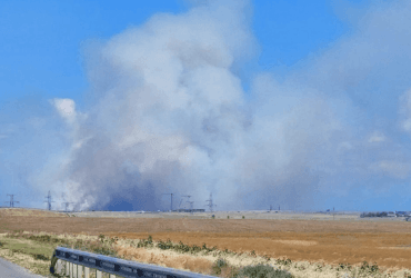 На мысе Чауда, откуда россияне запускали Шахеды, возник мощный пожар: фото со спутника