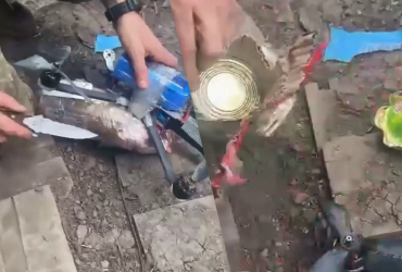 Експрес-доставка: окупанти передають сухпайки до Часового Яру за допомогою дронів