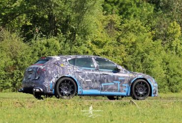 Розчаруванню немає меж: з'явилися фото прототипу першого електрокара Ferrari