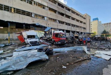 Зеленський відреагував на удар по Харкову, кількість постраждалих зросла (відео)