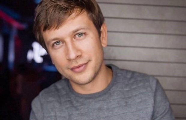 "Це моє життя": Дмитро Ступка відповів, як реагує на хейт щодо відсутності в Україні під час війни