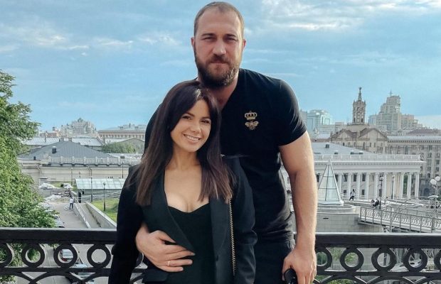 "Я дуже рада": Аліна Шаманська офіційно розлучилася з Русланом Ханумаком