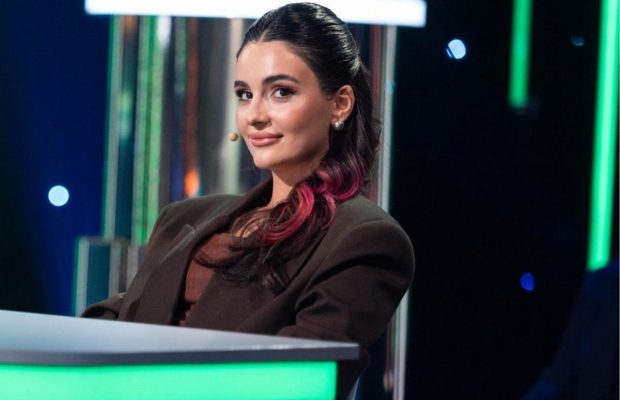 Анна Трінчер "засвітилася" в обіймах відомого ведучого (фото)