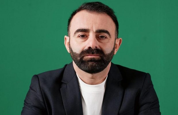 Зірка "Скаженого весілля" зізнався, що втратив трьох дітей: "Це розриває серце"