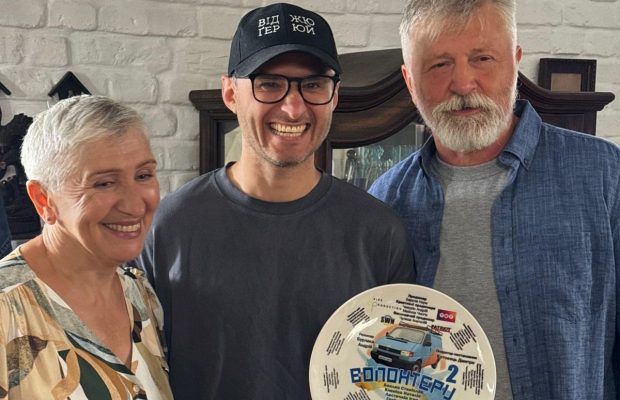 Камера, мотор, синій бус у дорогу. Телеканал ТЕТ розпочав зйомки 2 сезону серіалу "Волонтери"