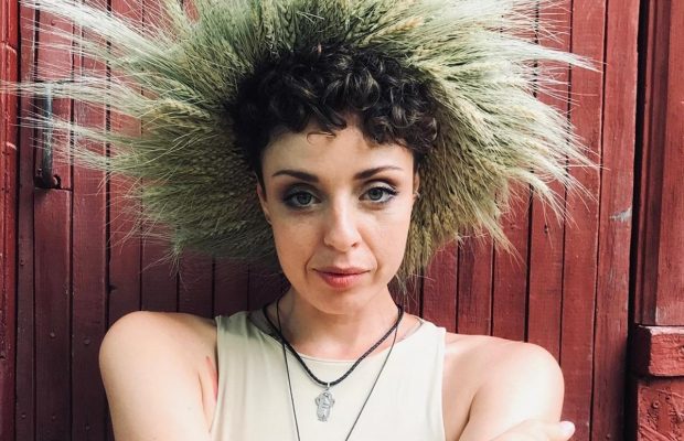 "Нехай інші йдуть воювати. Я не дурень": відома актриса, чий чоловік воює в ЗСУ, висловилася про ухилянтів