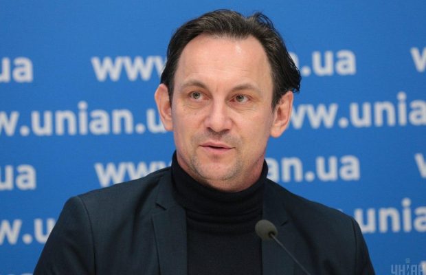 Харчишин відповів, чи підтримує бронювання артистів: "На своєму фронті могли заробити"