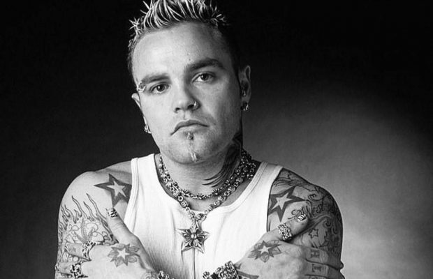 "Він все ще був би тут": названа причина смерті соліста гурту Crazy Town