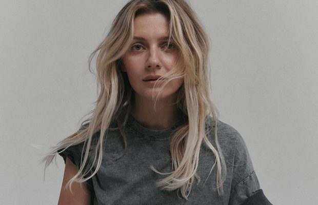 Відомий блогер назвав імена зірок, які здійснили атаку на кліп співачки KOLA