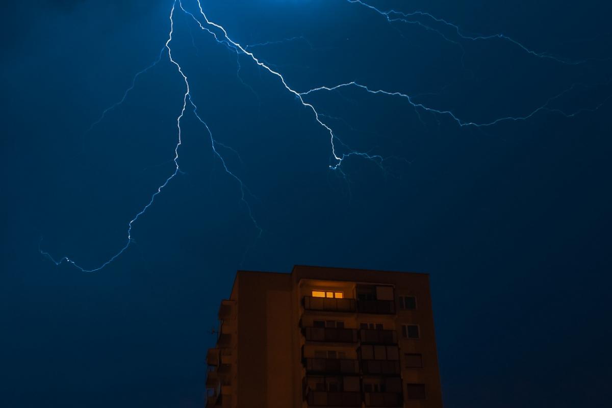 На Днепр надвигается гроза / фото Pixabay