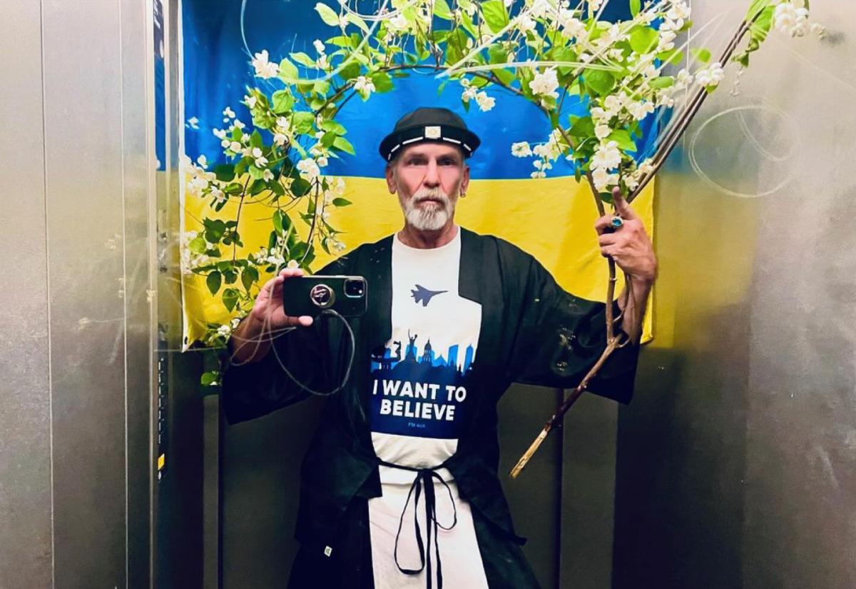 Френк Вайлд організував акцію протесту на підтримку України / Скріншот Instagram Френк Вайлд організував акцію протесту на підтримку України / Скріншот Instagram