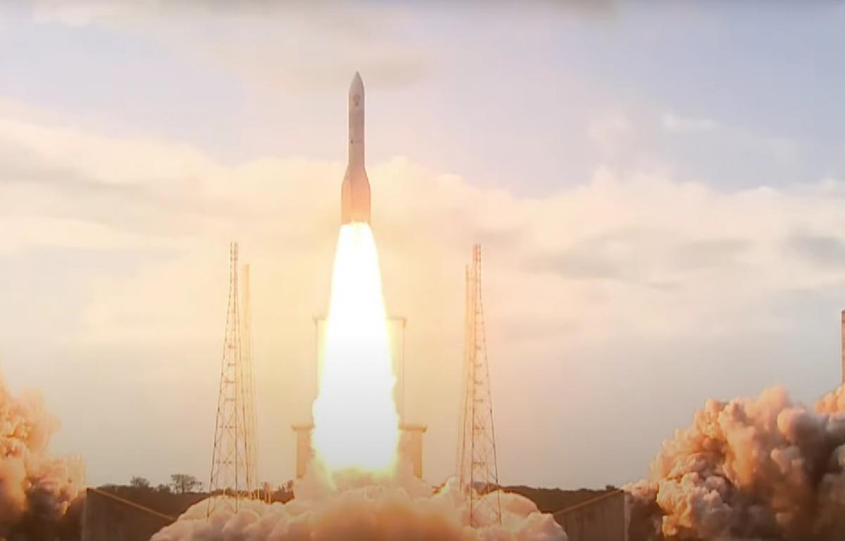Европейское космическое агентство запустило космическую ракету / скриншот из видео Европейское космическое агентство запустило космическую ракету / скриншот из видео