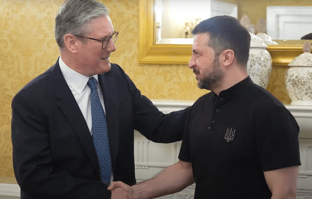 Стармер не схвалює ідею виборів під час війни / скріншот