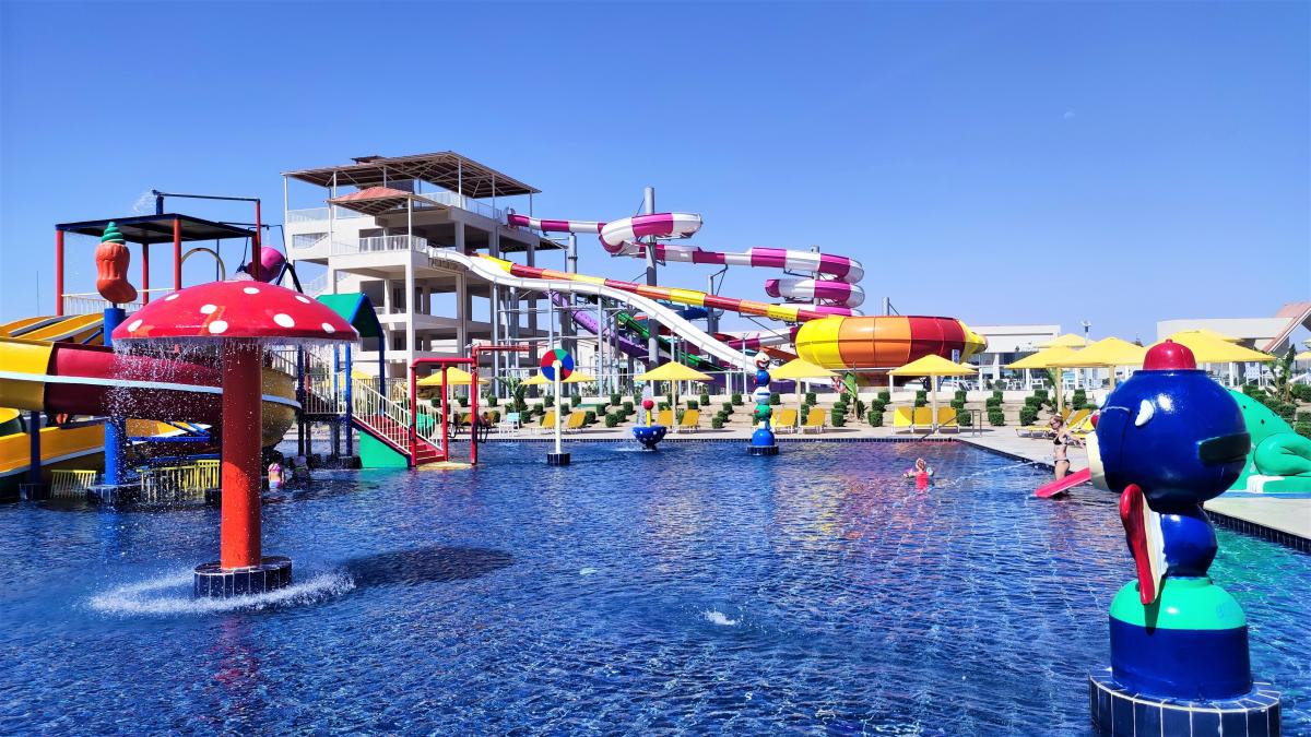 Аквапарк готелю Pickalbatros Sea World Resort 5* / фото Марина Григоренко Аквапарк готелю Pickalbatros Sea World Resort 5* / фото Марина Григоренко