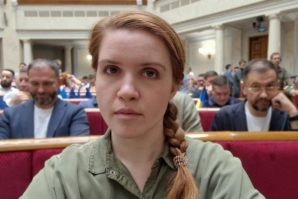 Комитет по вопросам нацбезопасности проголосовал за исключение из своего состава Марьяны Безуглой / фото facebook.com/bezuhlamariana Комитет по вопросам нацбезопасности проголосовал за исключение из своего состава Марьяны Безуглой / фото facebook.com/bezuhlamariana