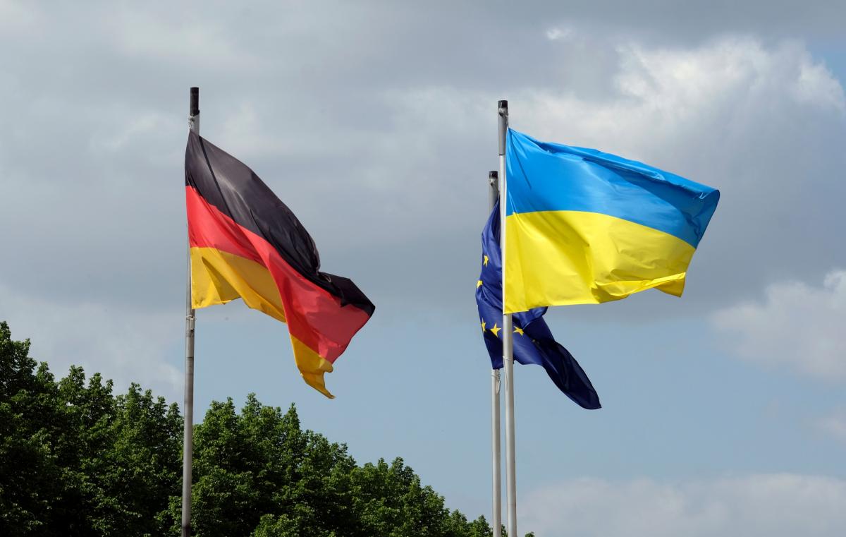 Шольц запевнив, що Німеччина залишиться найбільшим прихильником України в Європі / фото ua.depositphotos.com Шольц запевнив, що Німеччина залишиться найбільшим прихильником України в Європі / фото ua.depositphotos.com
