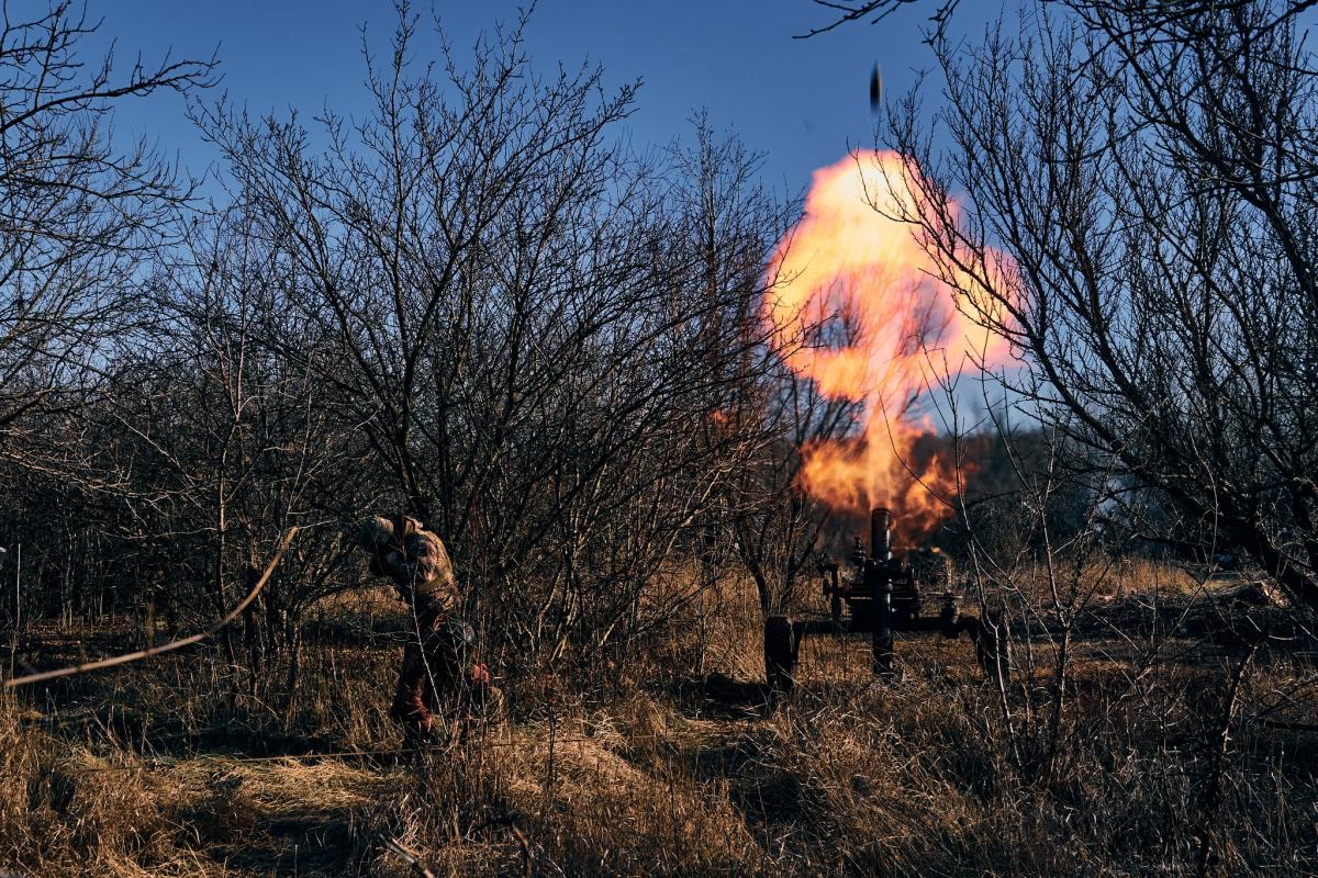 Українські бійці знищують ворога / фото Генштаб ЗСУ
