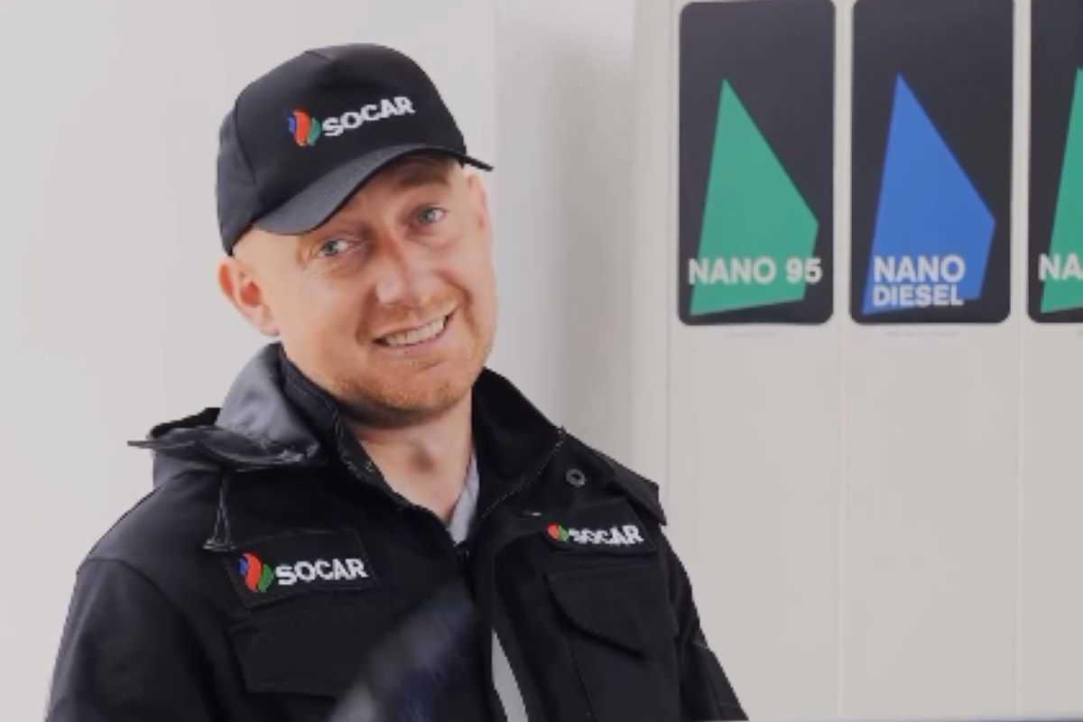 Владимир Черняк лично проверил топливо на SOCAR Владимир Черняк лично проверил топливо на SOCAR