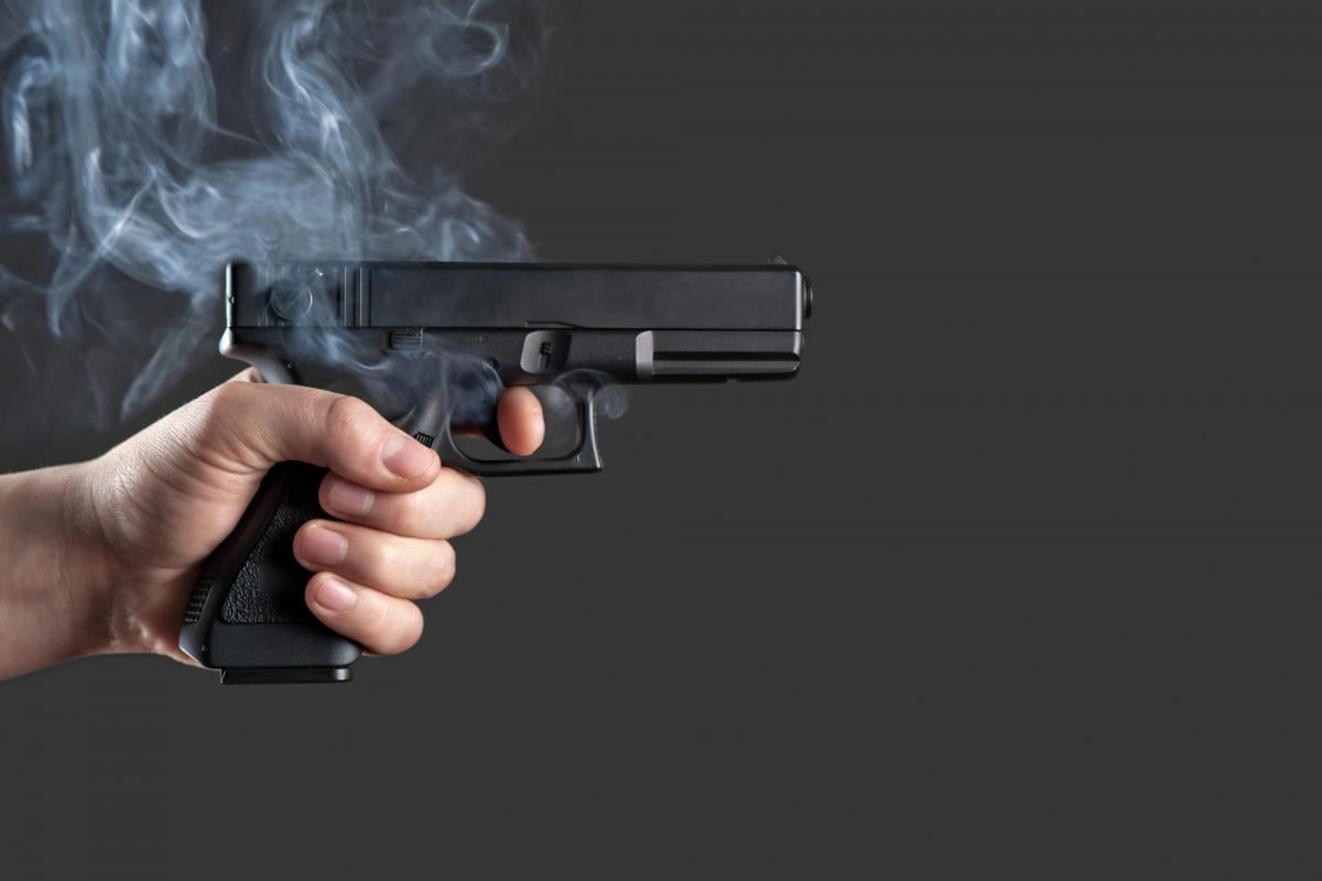 Что произойдет, если выстрелить из пистолета в космосе Что произойдет, если выстрелить из пистолета в космосе