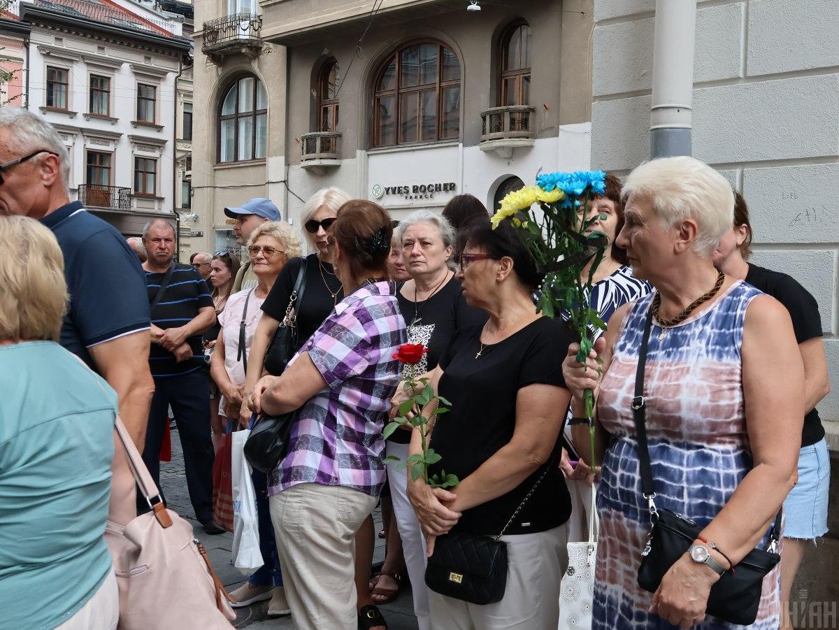 Во Львове хоронят Фарион (фото)