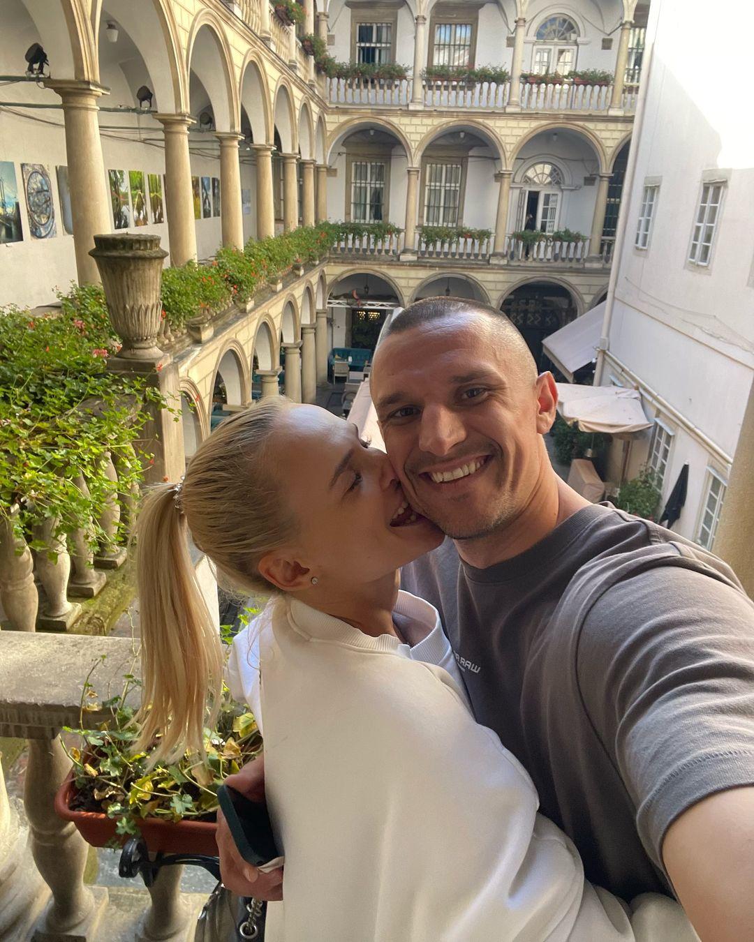 Тарас Цымбалюк и Светлана Готочкина / Скриншот Instagram Тарас Цымбалюк и Светлана Готочкина / Скриншот Instagram