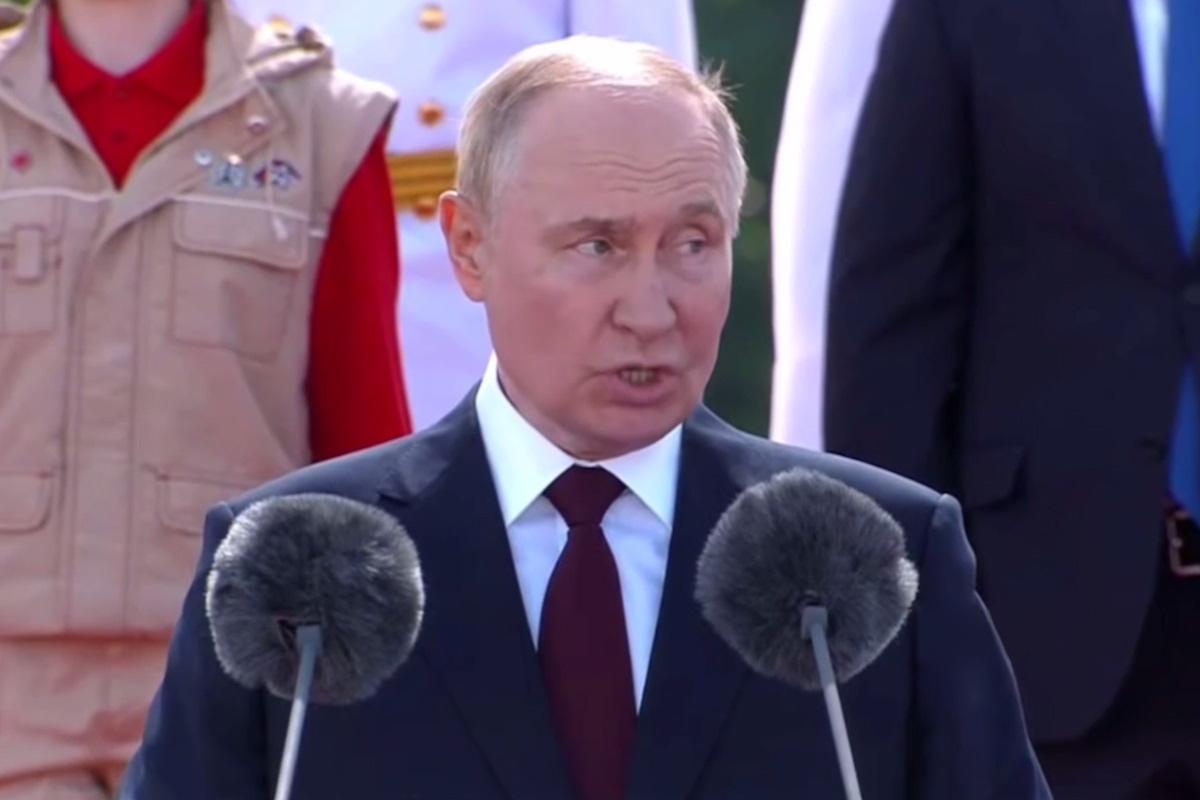 Путін пропонує росіянам картинку наступу на Донбасі, замітаючи Курщину під килим / скріншот Путін пропонує росіянам картинку наступу на Донбасі, замітаючи Курщину під килим / скріншот