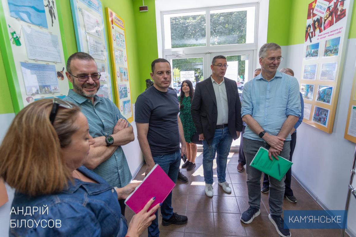 В Каменском за счет ЕС и ПРООН открыли ряд объектов: мэр Белоусов раскрыл детали В Каменском за счет ЕС и ПРООН открыли ряд объектов: мэр Белоусов раскрыл детали