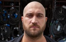 "Не був штатним працівником": студія "Квартал 95" прокоментувала виїзд Ханумака за кордон