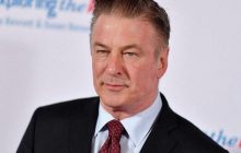 Суд виніс остаточне рішення Алеку Болдвіну у справі про вбивство українки: актор заплакав